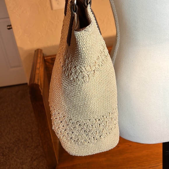 WORTHINGTON CROCHET SHOULDER BAG - Picture 5 of 12